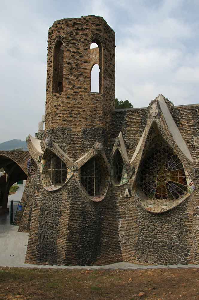 05 - Santa Coloma de Cervelló - Gaudí - cripta de la colonia Güell